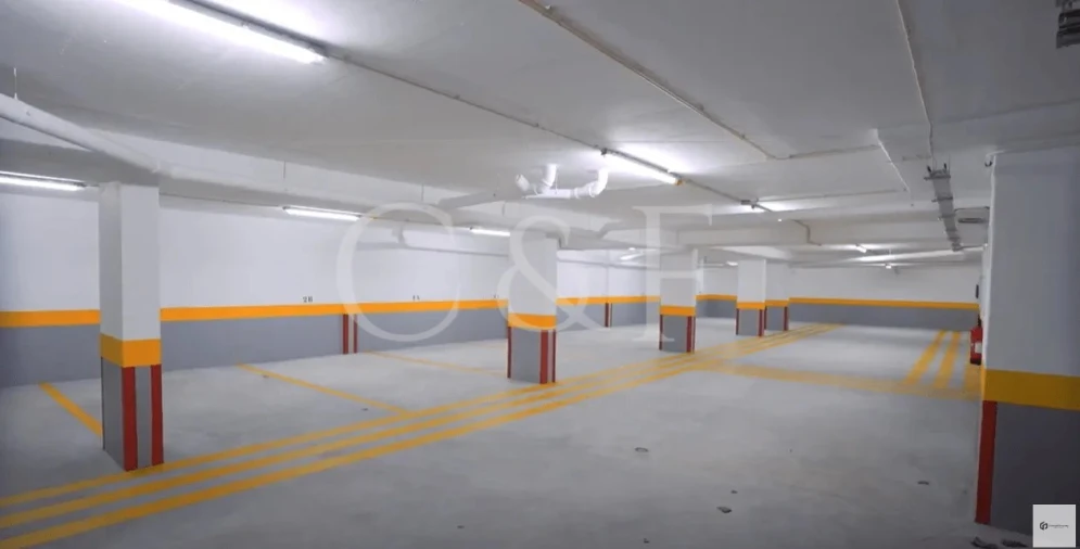 Apartamento T3 para Venda em Carcavelos e Parede Foto 9