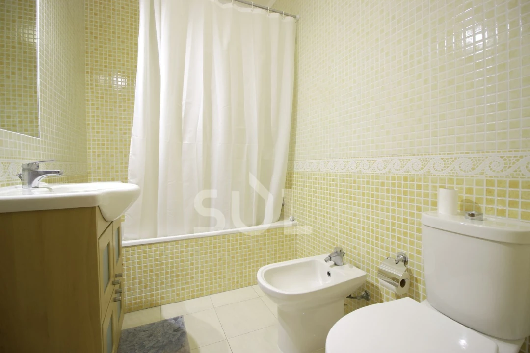 Apartamento T1 para Venda em Portimão Foto 7