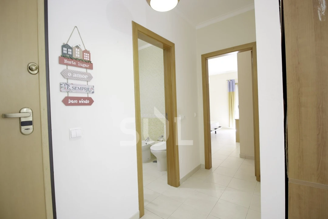 Apartamento T1 para Venda em Portimão Foto 6
