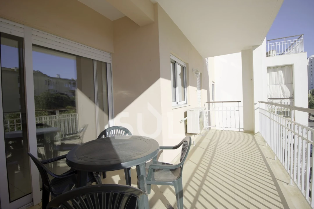 Apartamento T1 para Venda em Portimão Foto 8