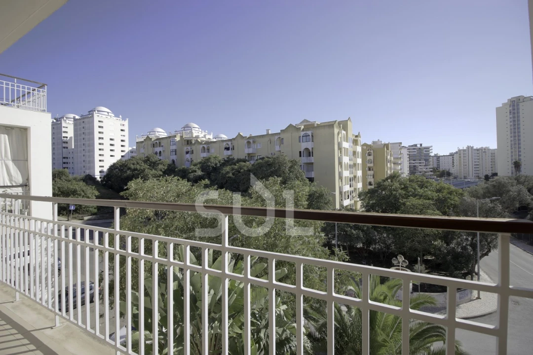 Apartamento T1 para Venda em Portimão Foto 10