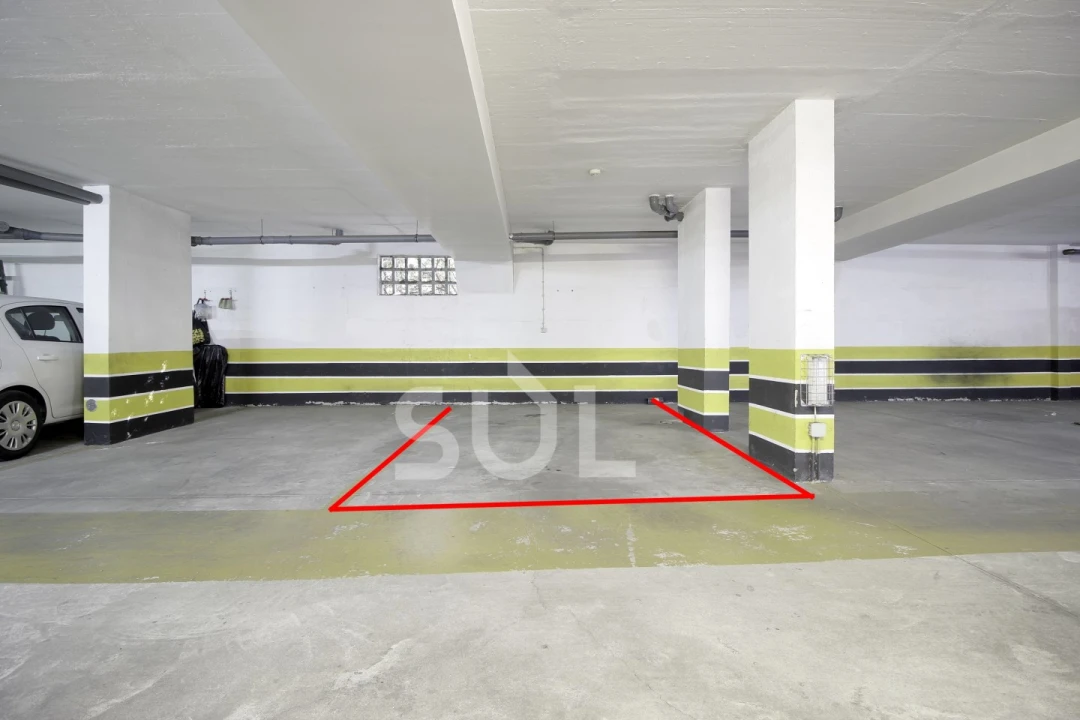 Apartamento T1 para Venda em Portimão Foto 12