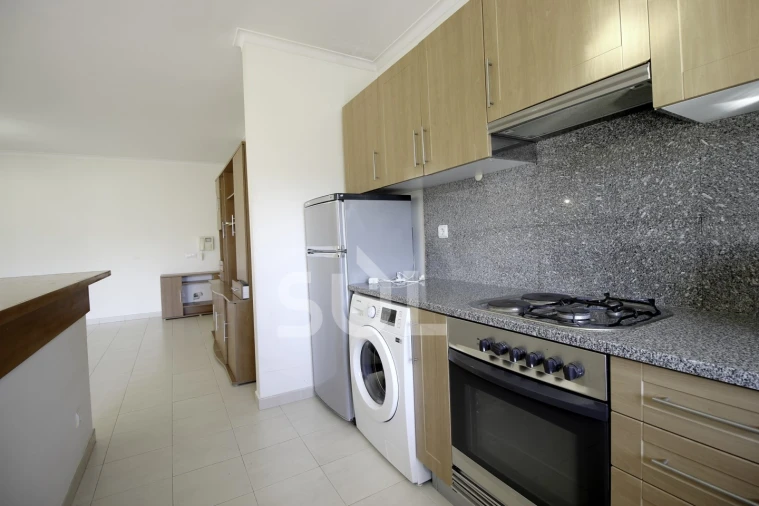 Apartamento T1 para Venda em Portimão Foto 5