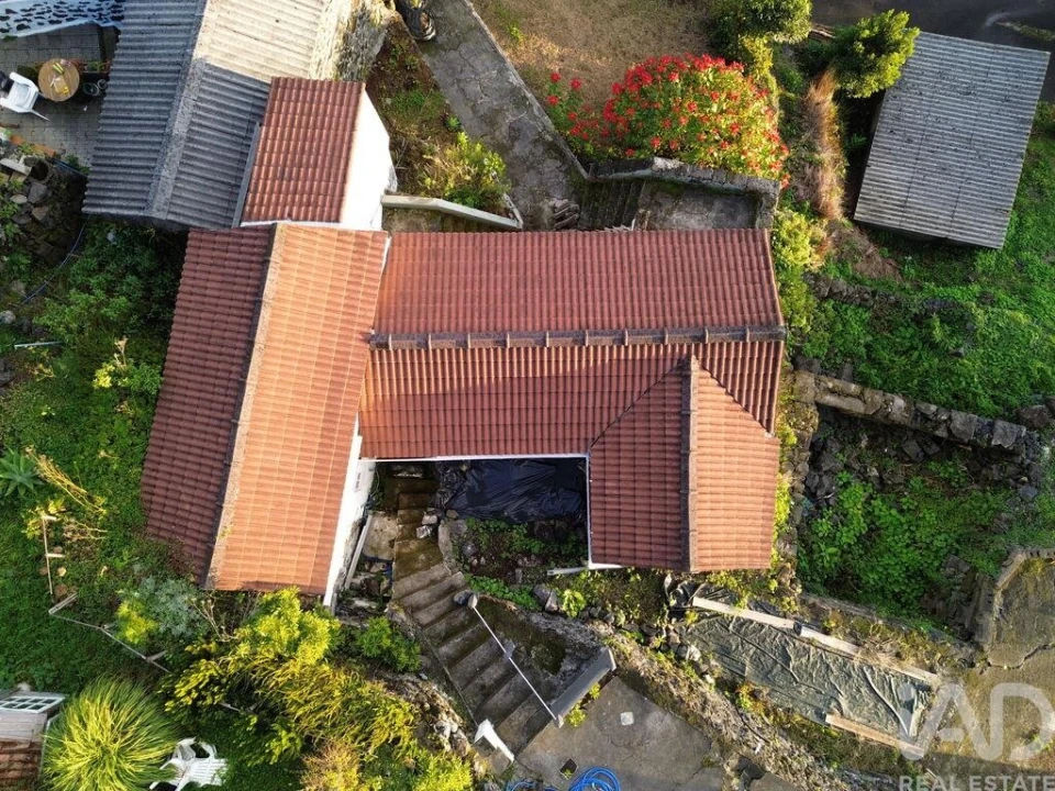 Moradia T2 para Venda em Ribeiras Foto 25