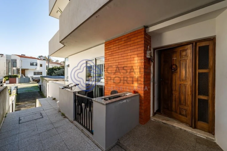 Apartamento T3 para Venda em Cidade da Maia Foto 3