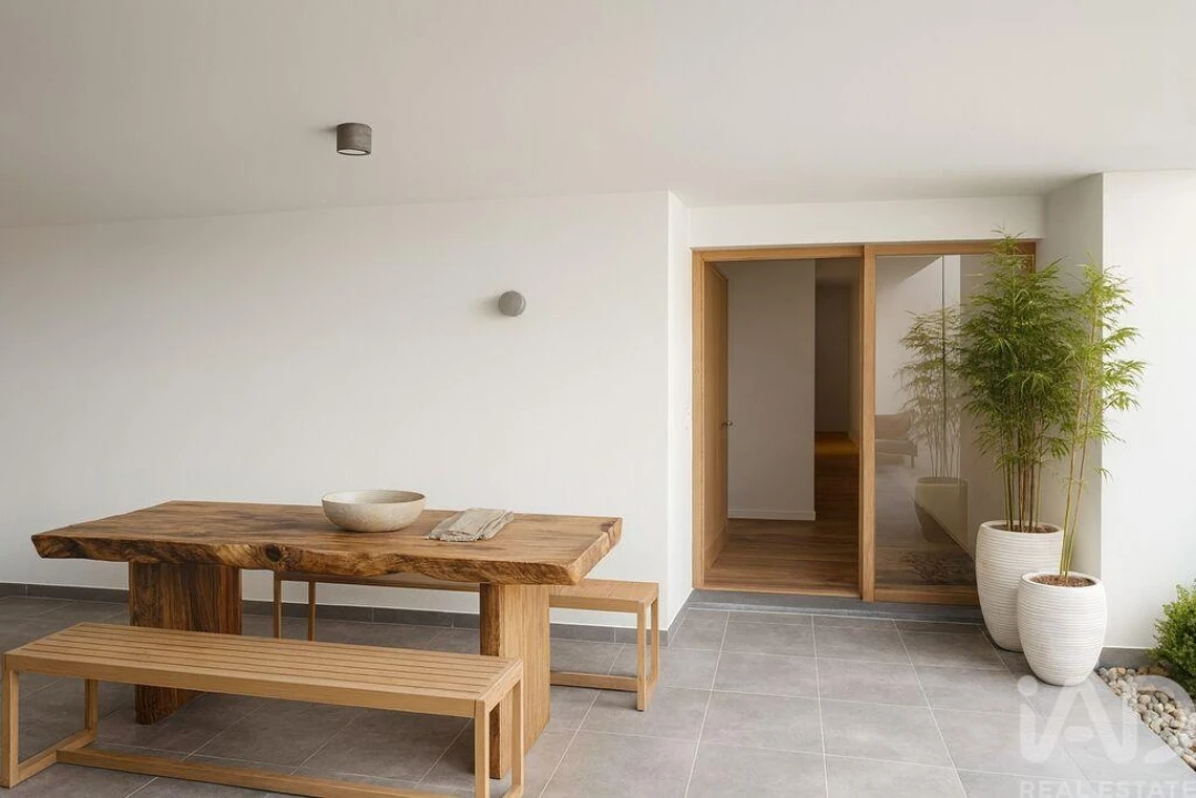 Moradia T4 para Venda em Santo Isidoro Foto 2