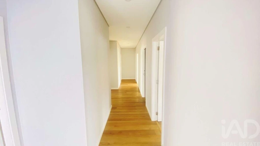 Moradia T4 para Venda em Ericeira Foto 6