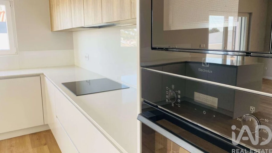 Moradia T4 para Venda em Ericeira Foto 11