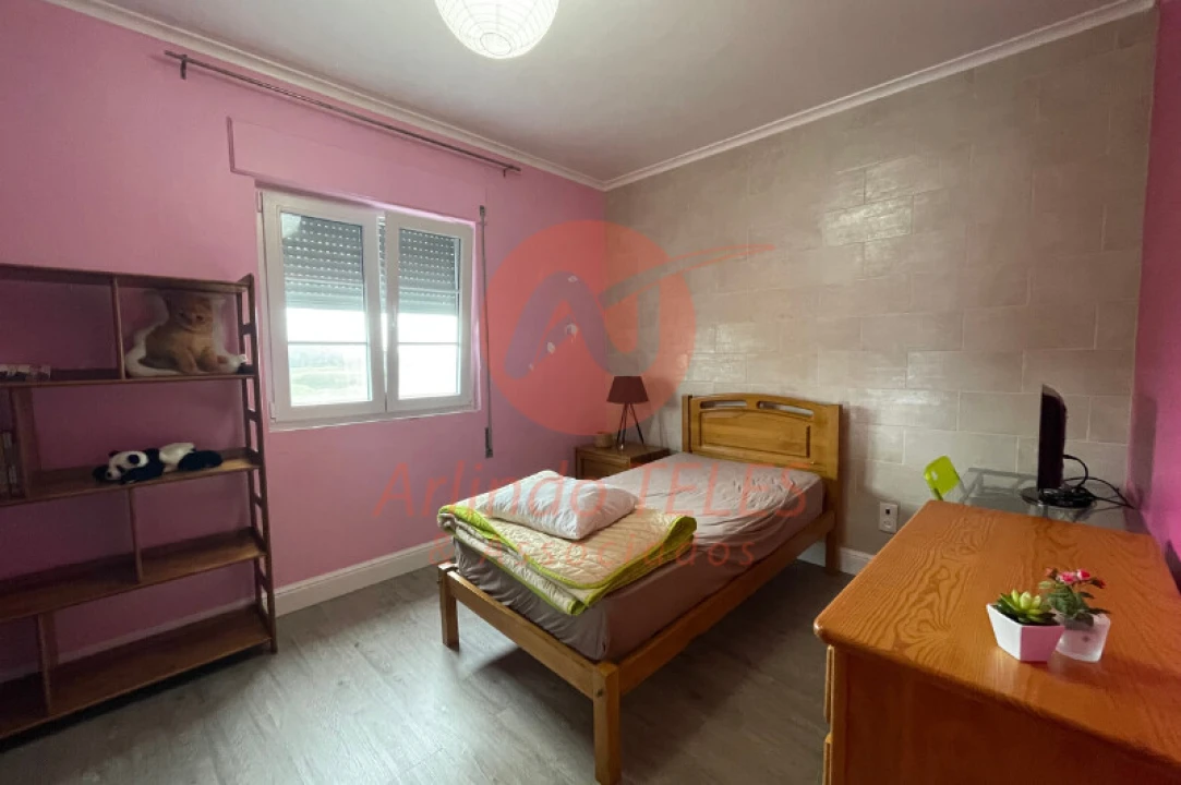 Apartamento T2 para Venda em Biscoitos Foto 22