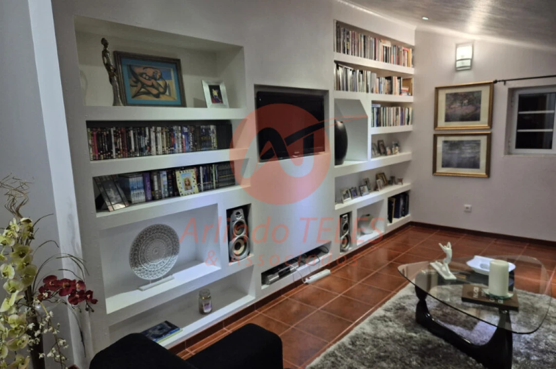 Apartamento T2 para Venda em Biscoitos Foto 28