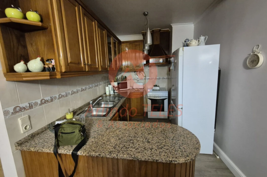 Apartamento T2 para Venda em Biscoitos Foto 18