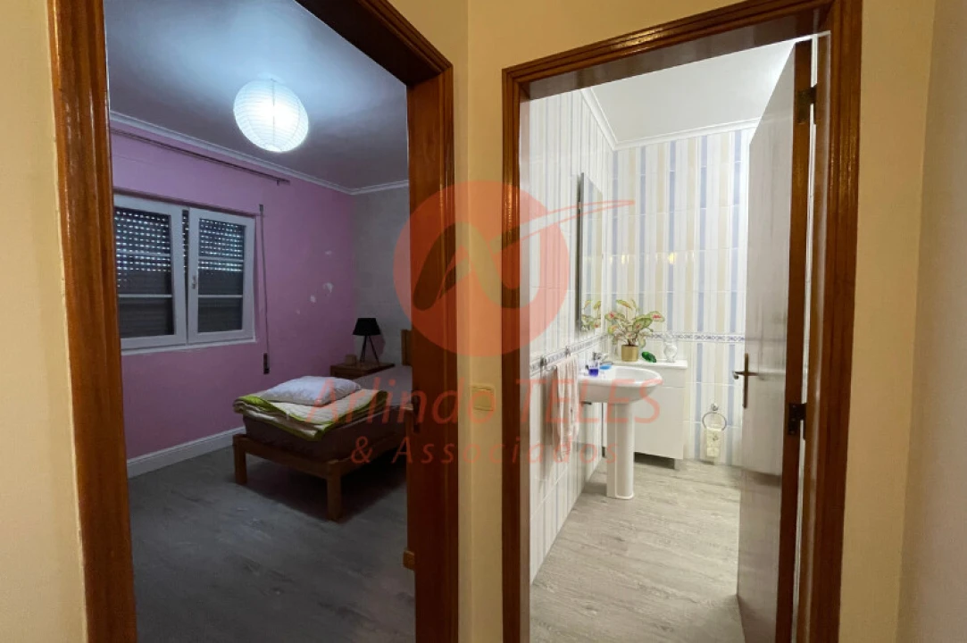 Apartamento T2 para Venda em Biscoitos Foto 23