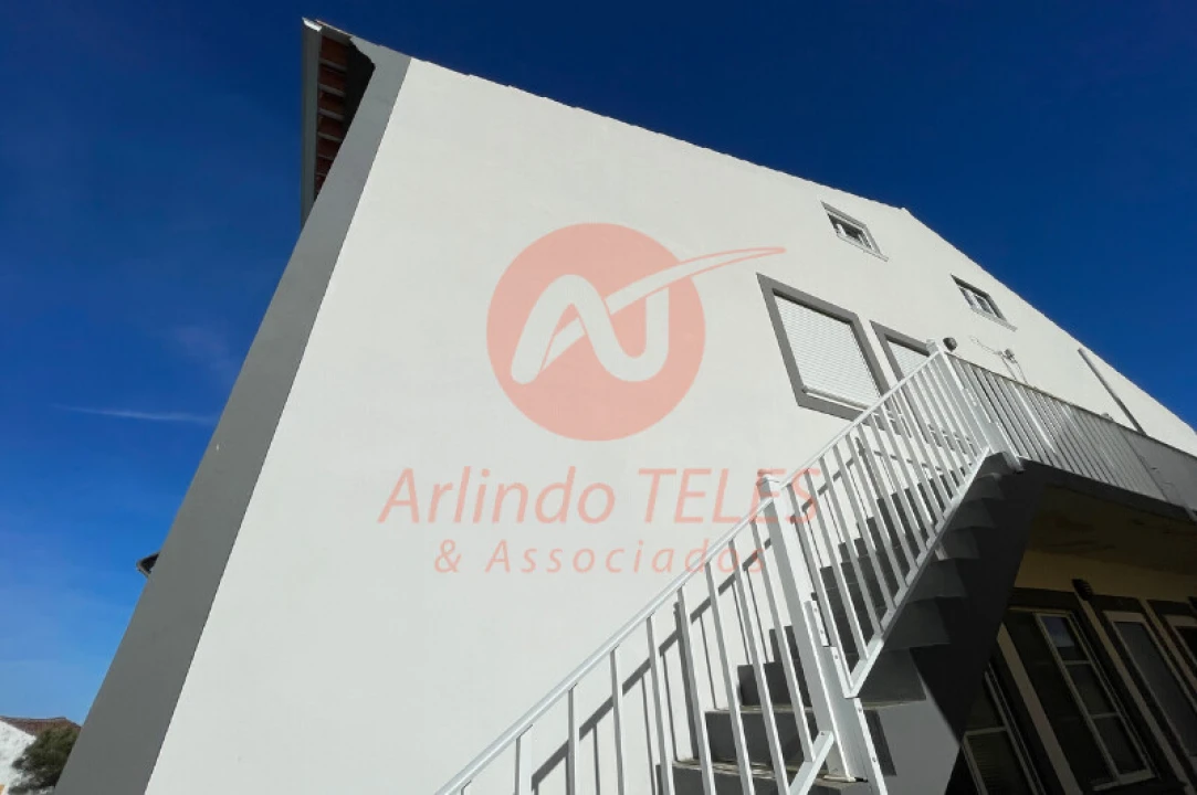 Apartamento T2 para Venda em Biscoitos Foto 5