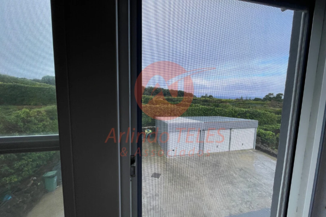 Apartamento T2 para Venda em Biscoitos Foto 27