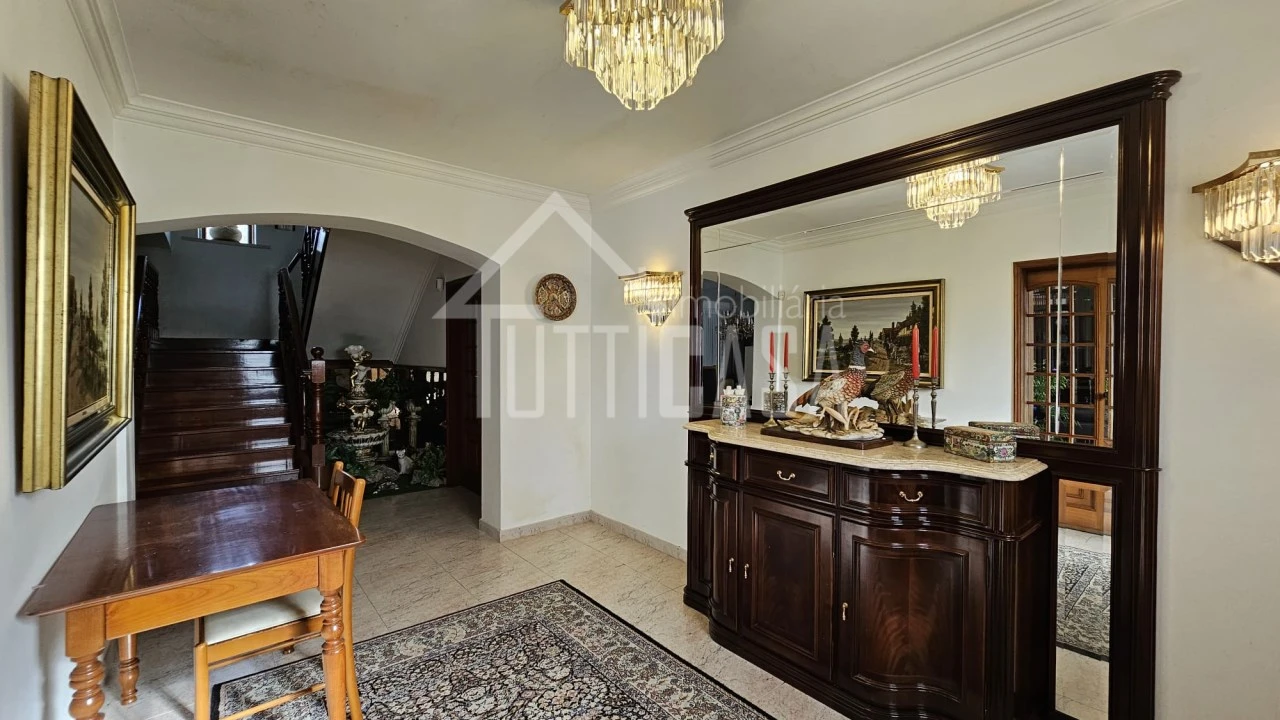 Quinta T6 para Venda em Loures Foto 7