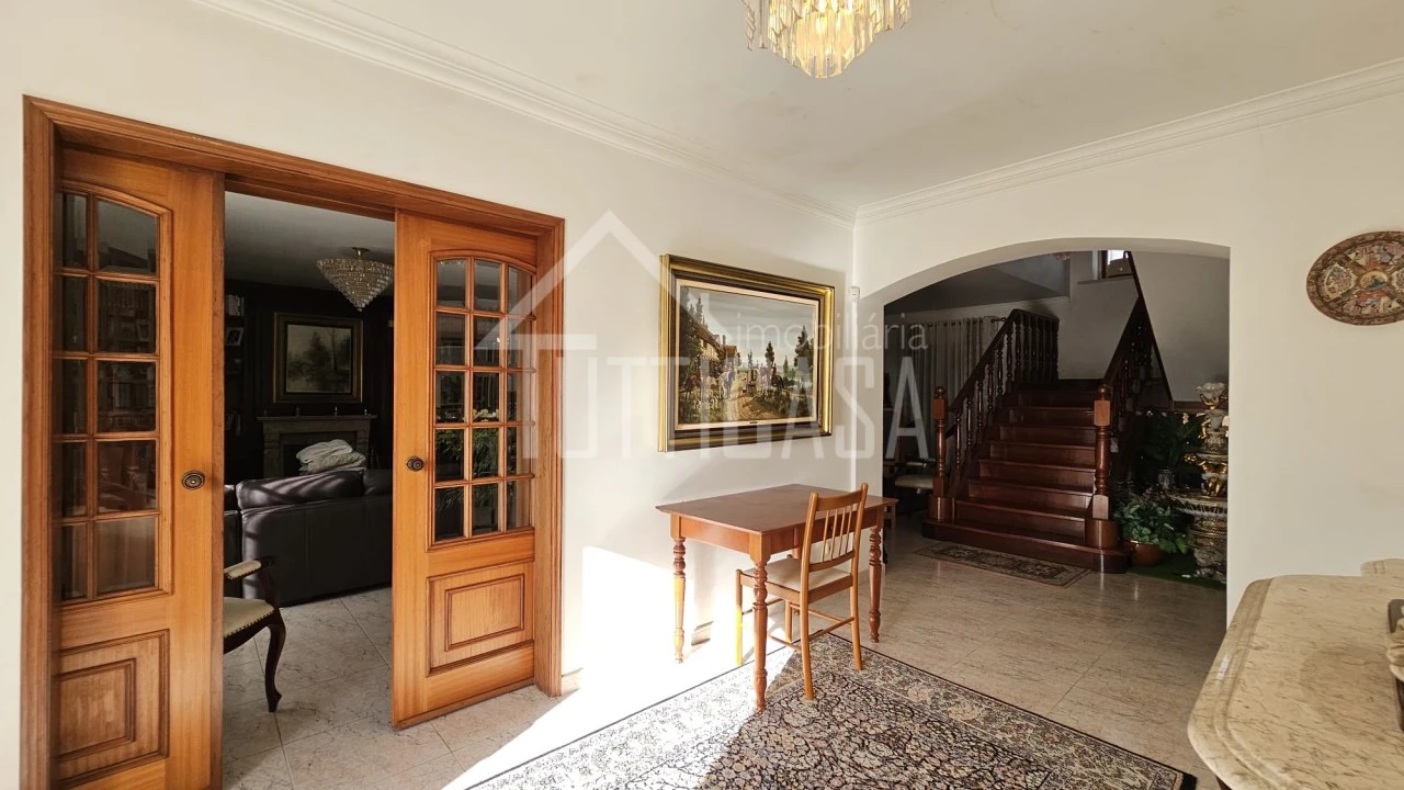 Quinta T6 para Venda em Loures Foto 9