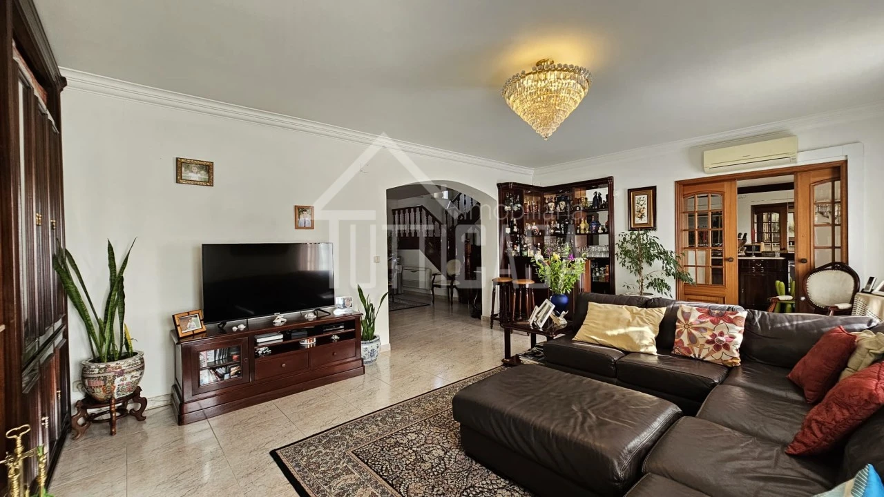 Quinta T6 para Venda em Loures Foto 18