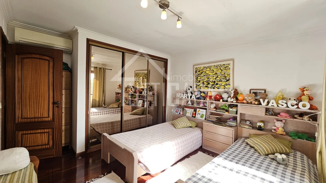 Quinta T6 para Venda em Loures Foto 47