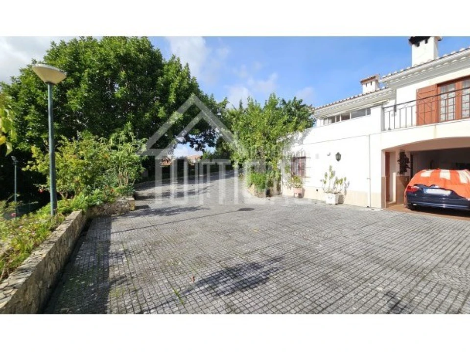 Quinta T6 para Venda em Loures Foto 59