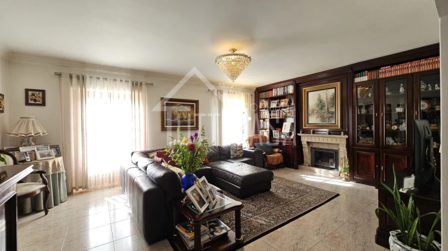 Quinta T6 para Venda em Loures Foto 16