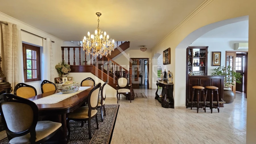 Quinta T6 para Venda em Loures Foto 14