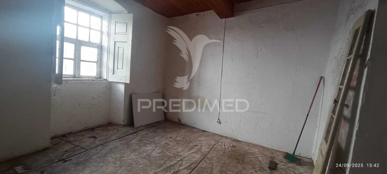 Moradia T2 para Venda em Santa Maria da Devesa Foto 7