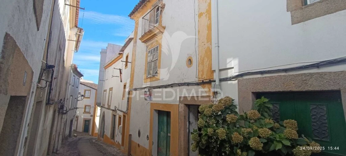 Moradia T2 para Venda em Santa Maria da Devesa Foto 2