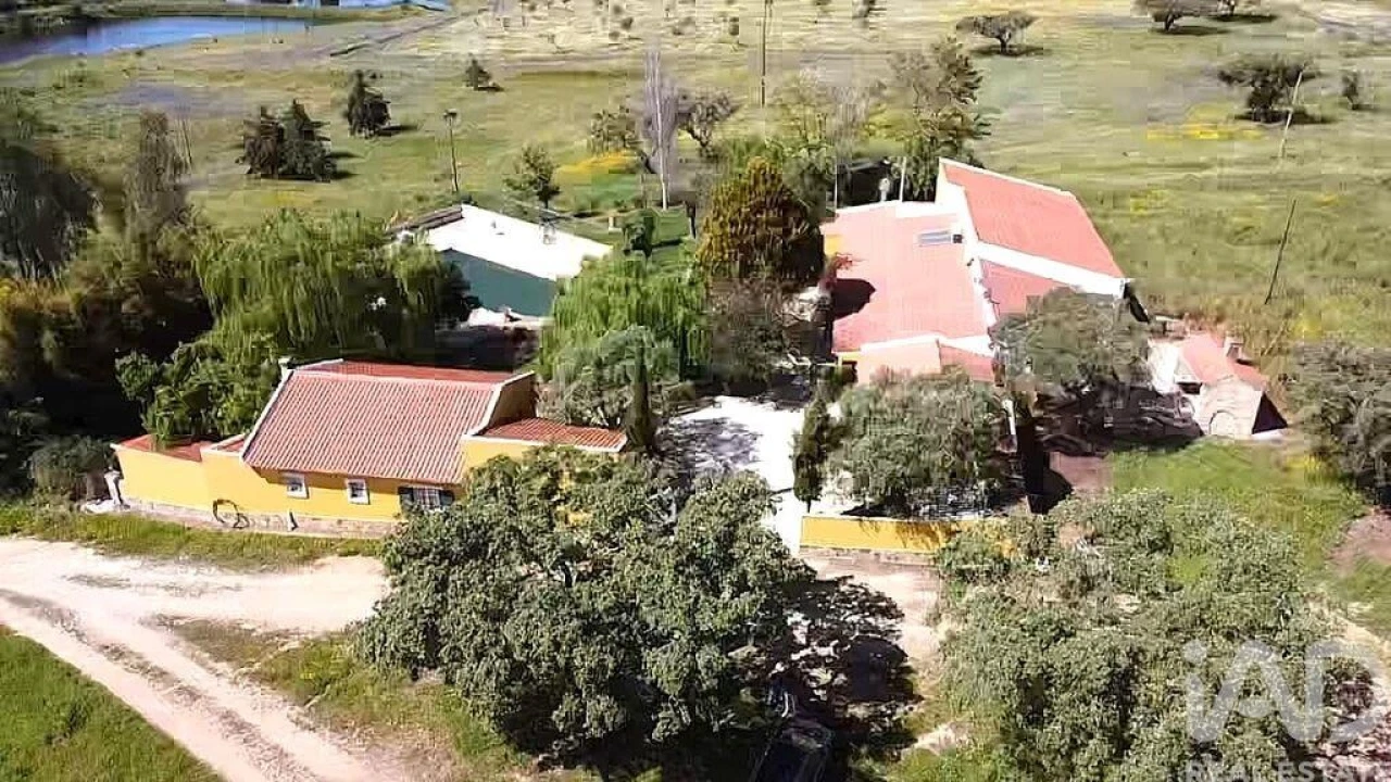 Quinta T5 para Venda em Ourique Foto 37