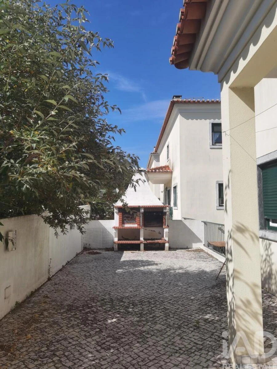 Moradia T4 para Arrendamento em Foz do Arelho Foto 19