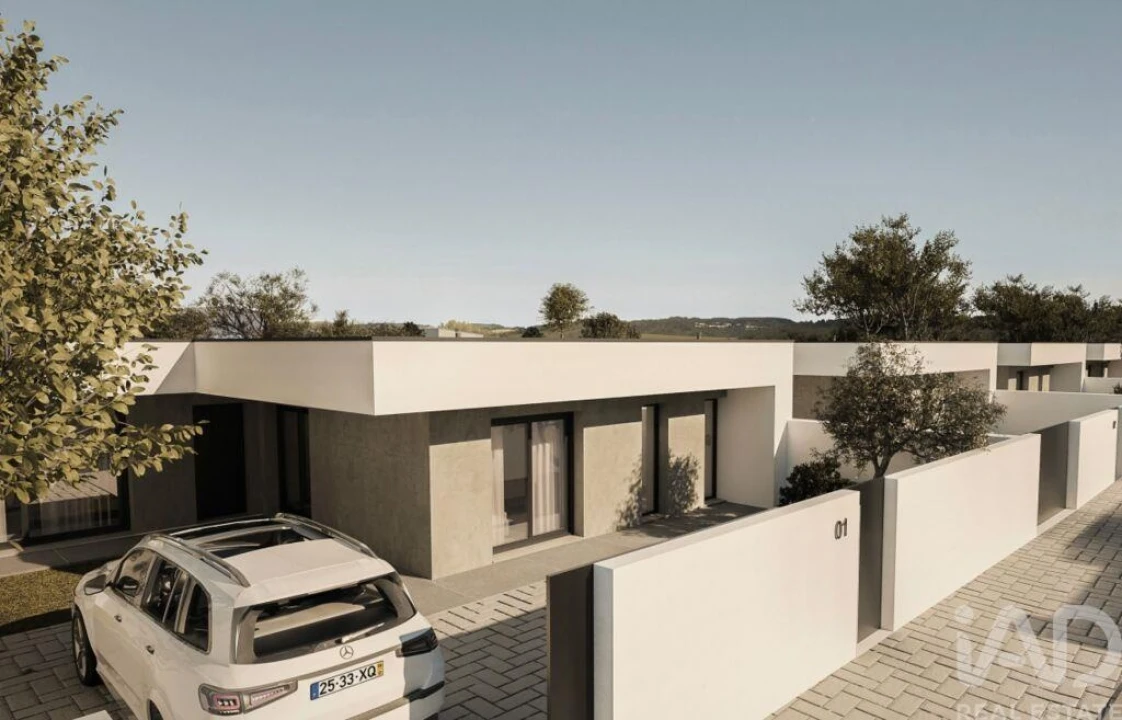 Terreno para Venda em Alcoentre Foto 14