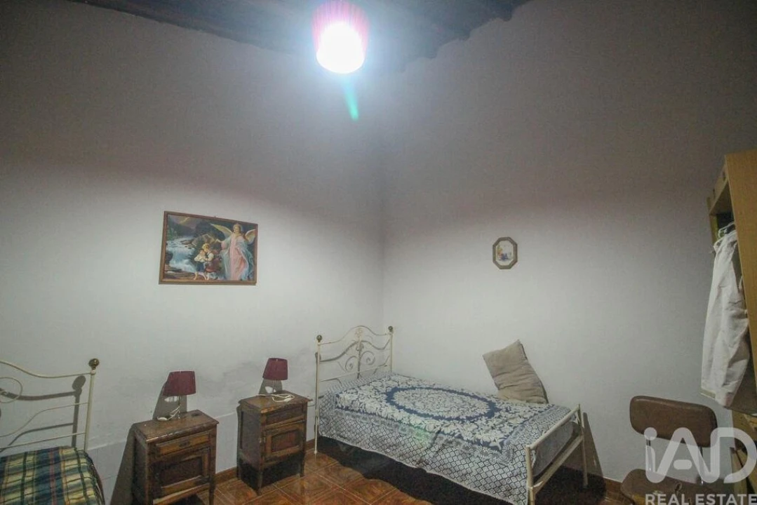 Moradia T3 para Venda em Amareleja Foto 9