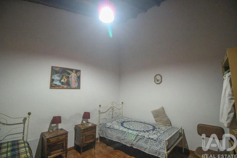 Moradia T3 para Venda em Amareleja Foto 9