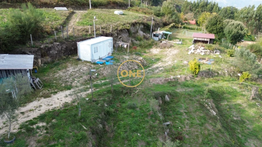 Terreno para Venda em Gondufe