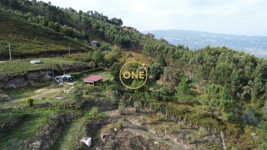 Terreno para Venda em Gondufe Foto 2
