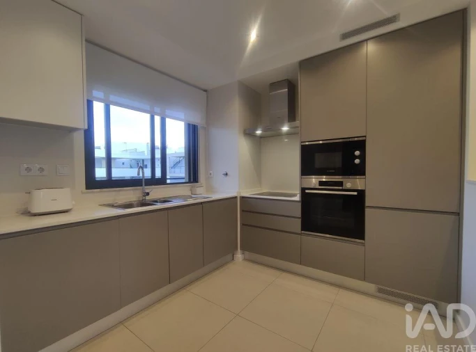 Apartamento T1 para Venda em Alvor Foto 5