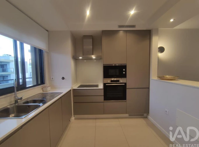 Apartamento T1 para Venda em Alvor Foto 6