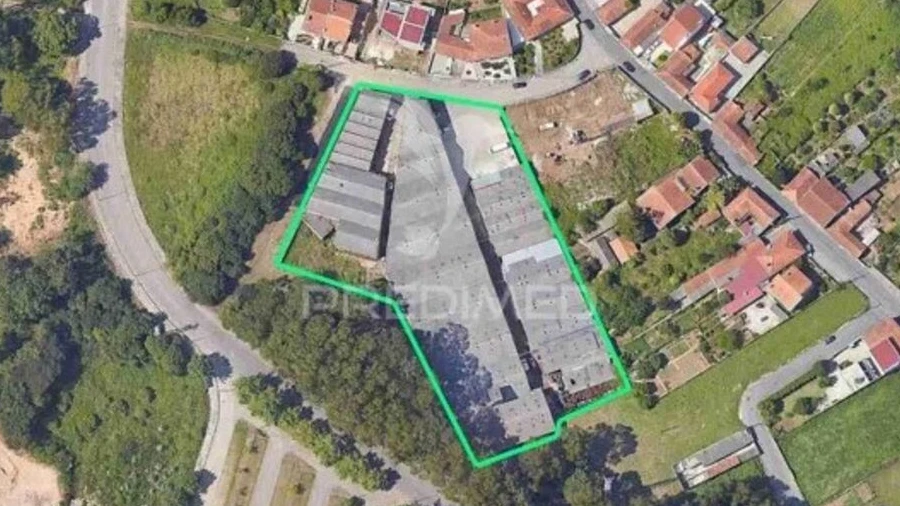 Armazém para Venda em Silvalde