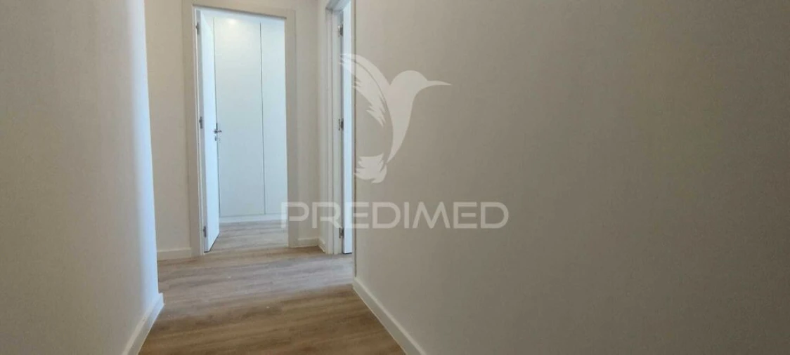 Apartamento T2 para Venda em Santa Iria de Azoia, São João da Talha e Bobadela Foto 9