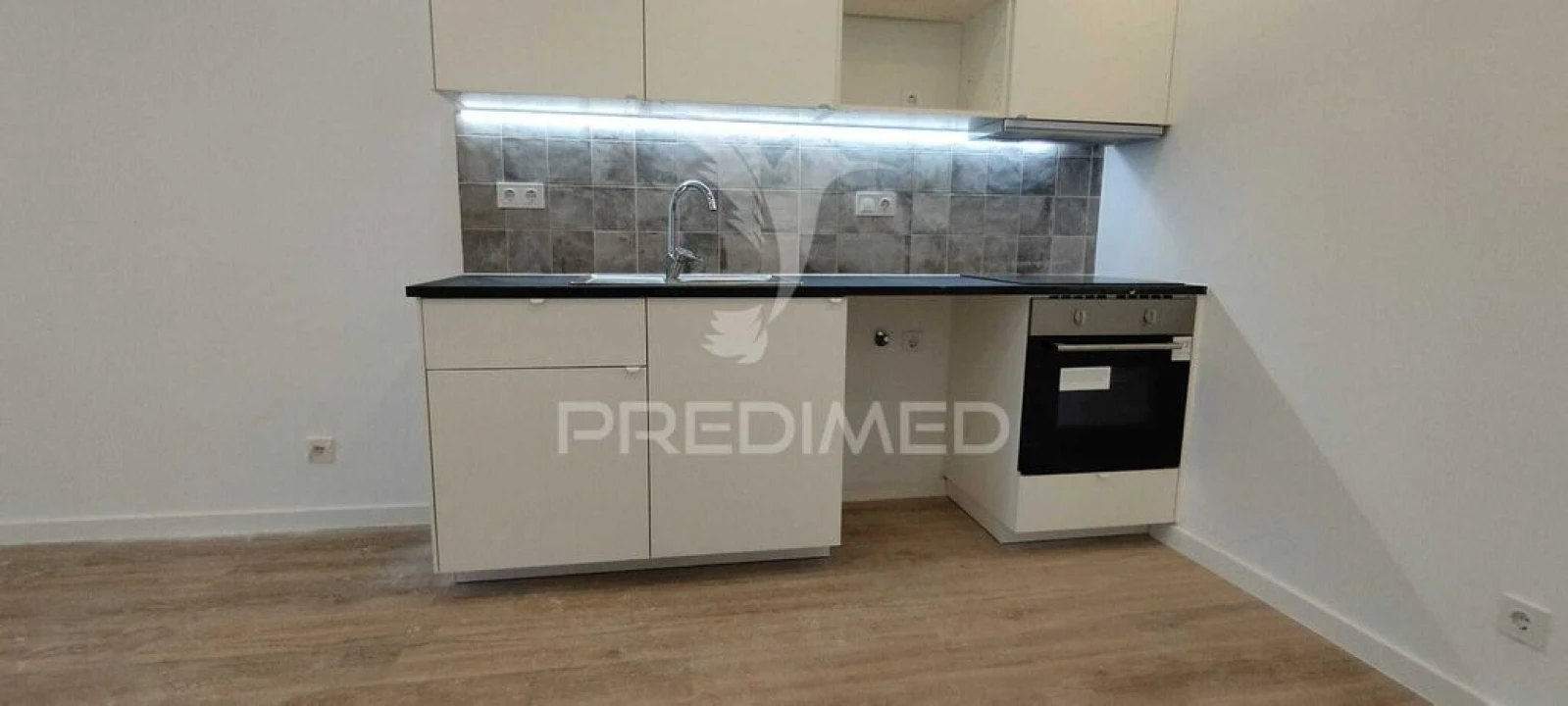 Apartamento T2 para Venda em Santa Iria de Azoia, São João da Talha e Bobadela Foto 4