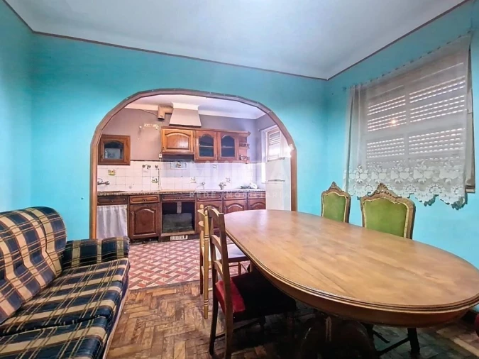 Prédio para Venda em Sé, Santa Maria e Meixedo Foto 2