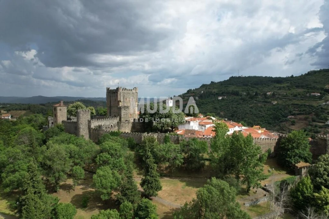 Prédio para Venda em Sé, Santa Maria e Meixedo Foto 14