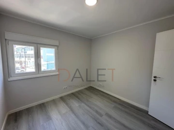Apartamento T3 para Venda em Almada, Cova da Piedade, Pragal e Cacilhas