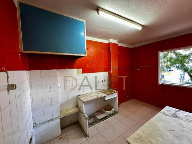 Apartamento T3 para Venda em Almada, Cova da Piedade, Pragal e Cacilhas Foto 6