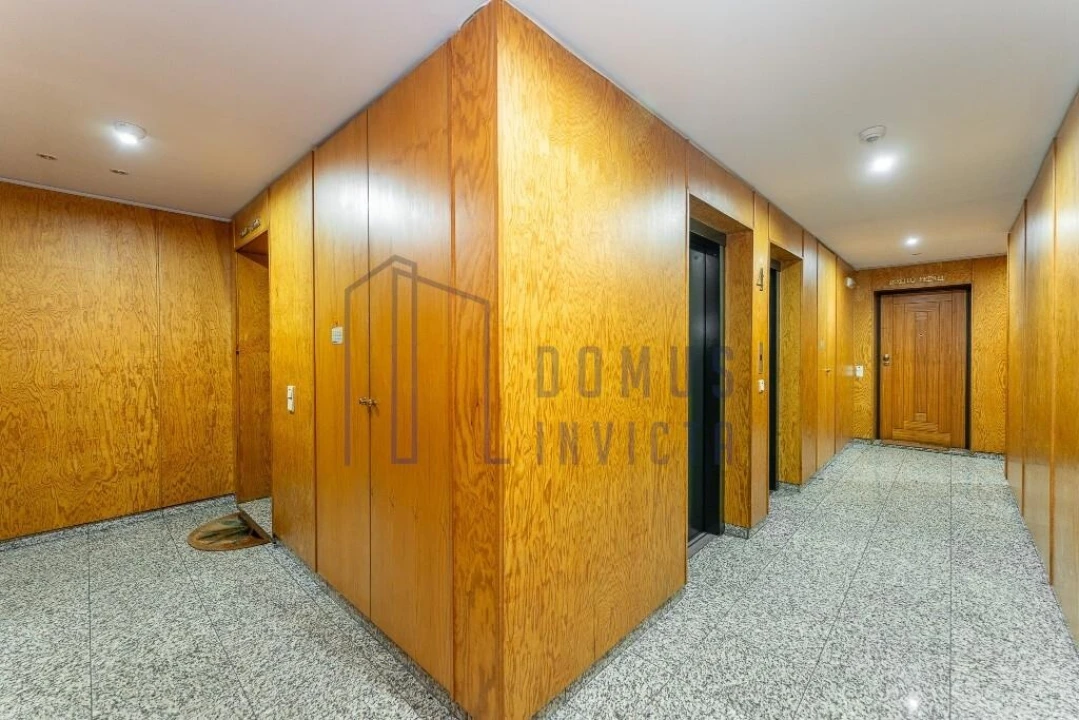 Apartamento T2 para Venda em Ermesinde Foto 32