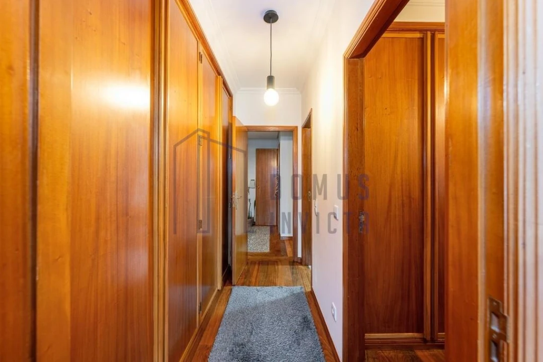 Apartamento T2 para Venda em Ermesinde Foto 24