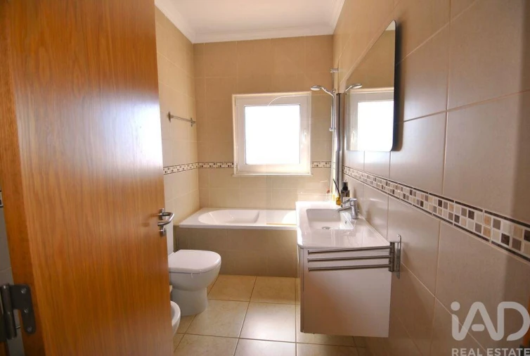 Moradia T3 para Venda em Albufeira e Olhos de Água Foto 25