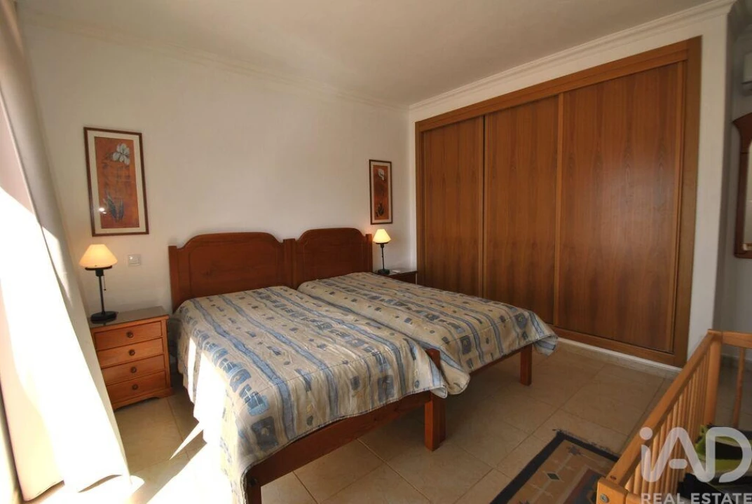 Moradia T3 para Venda em Albufeira e Olhos de Água Foto 10