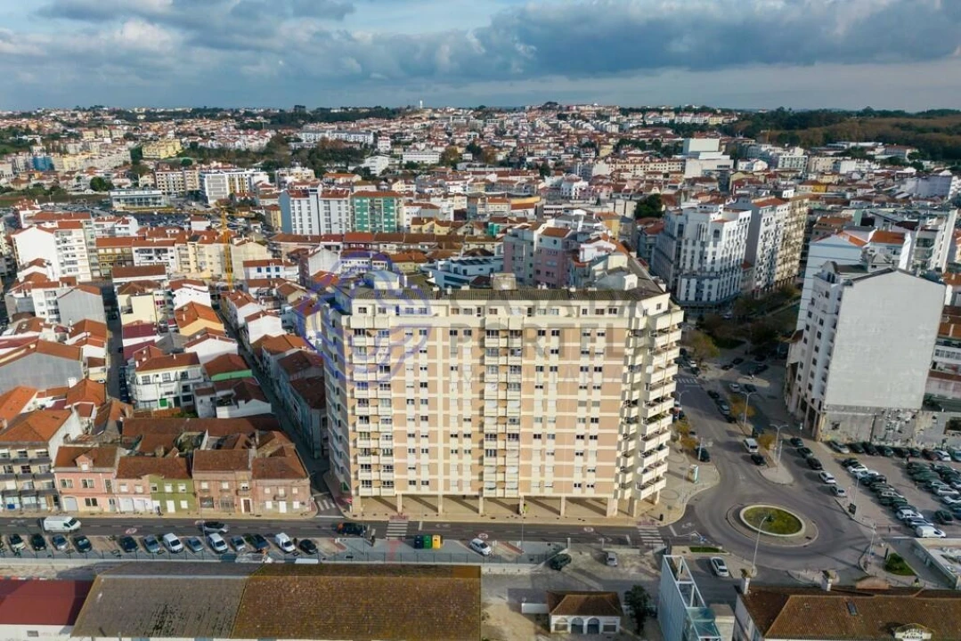 Apartamento T3 para Venda em Caldas da Rainha - Santo Onofre e Serra do Bouro Foto 1