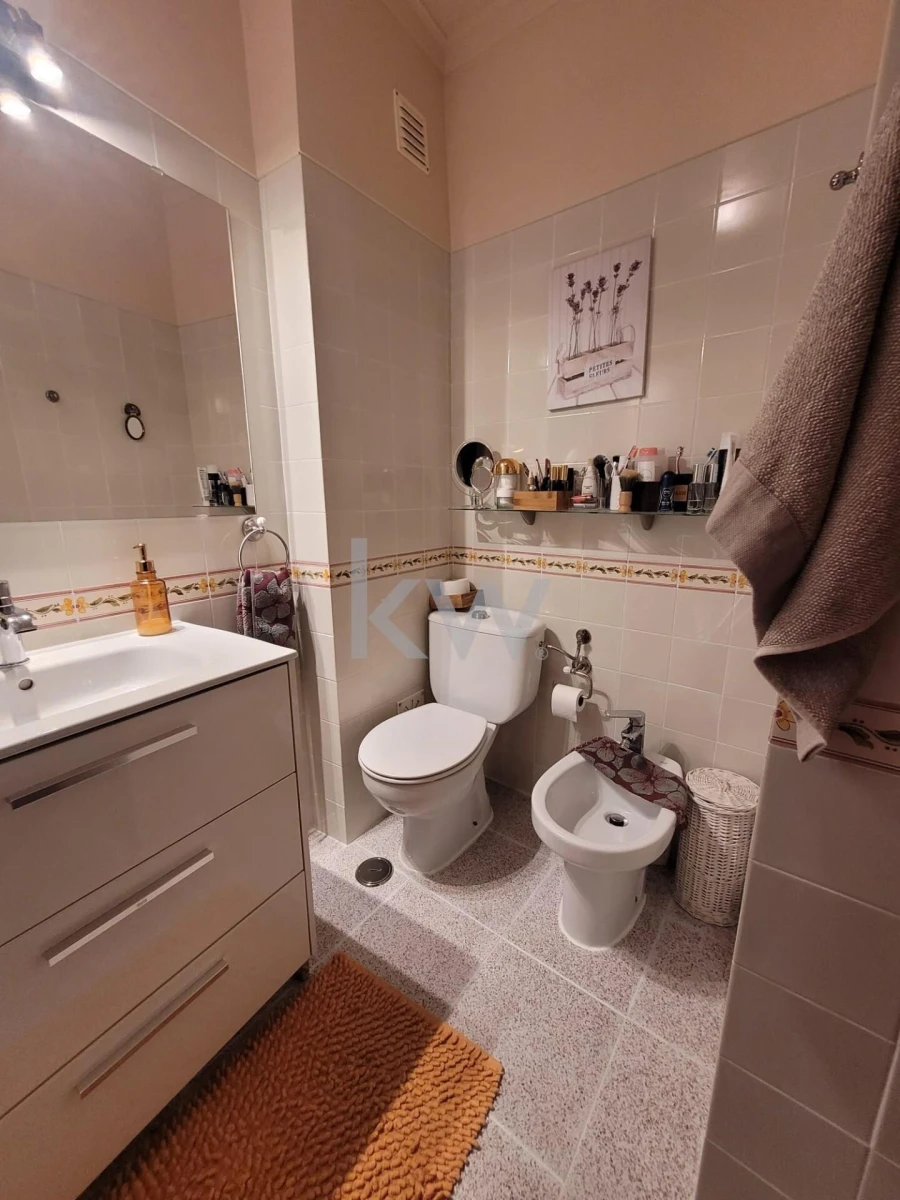 Apartamento T2 para Venda em Agualva e Mira-Sintra Foto 10