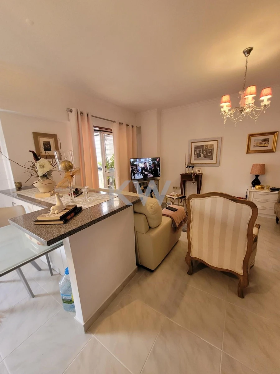 Apartamento T2 para Venda em Agualva e Mira-Sintra Foto 2